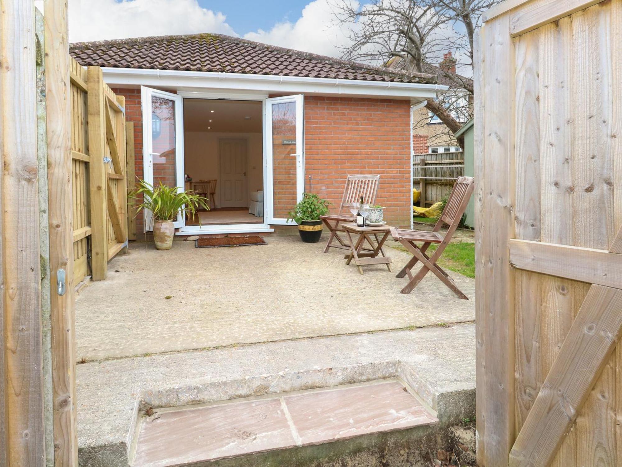 Holiday home Hide-a-way